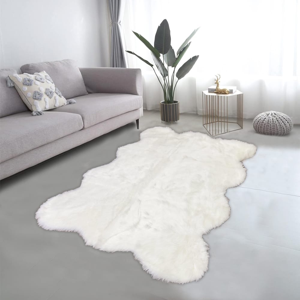 Lounge Size Furry Rug (160_180CM) - White